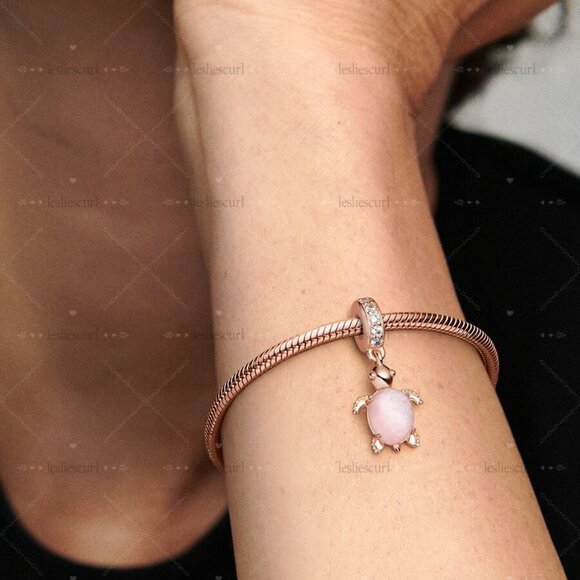 Pandora Murano Glass Pink Sea Turtle Dangle Charm - Picture 2 of 2